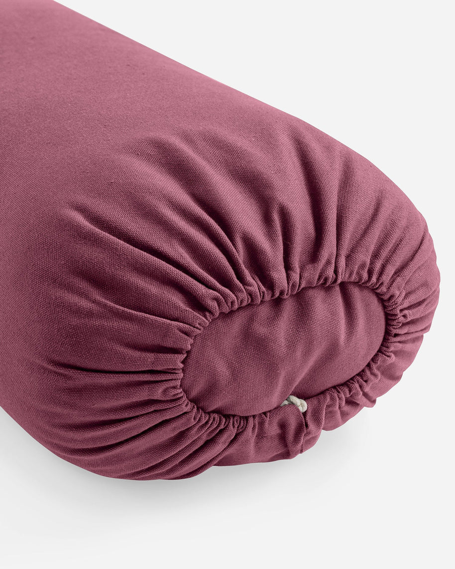 Detail van yoga bolster met hoes van biologisch katoen