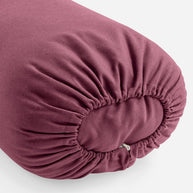 Detail van yoga bolster met hoes van biologisch katoen