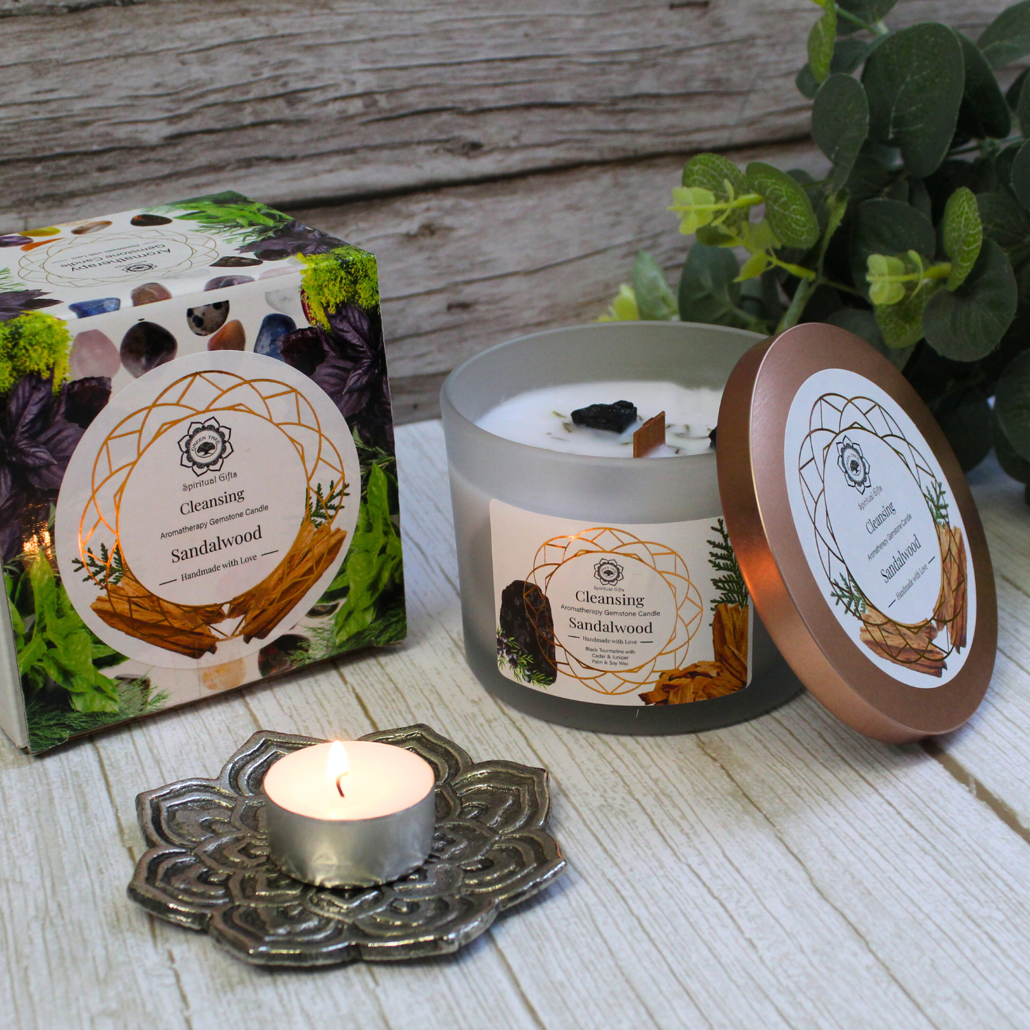 Sandelhout geurkaars met edelstenen voor aarding