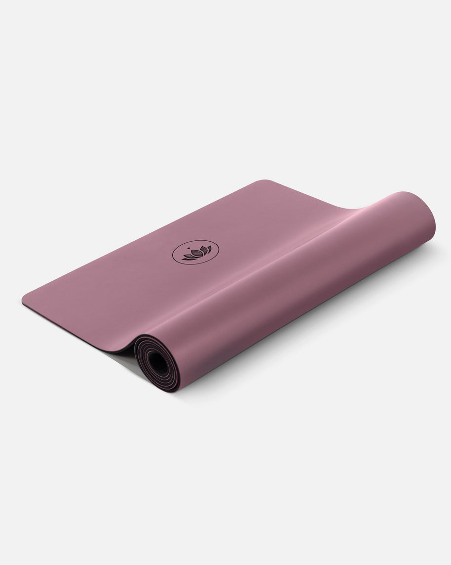 Roze Yogamat PURE opgerold en uitgerold